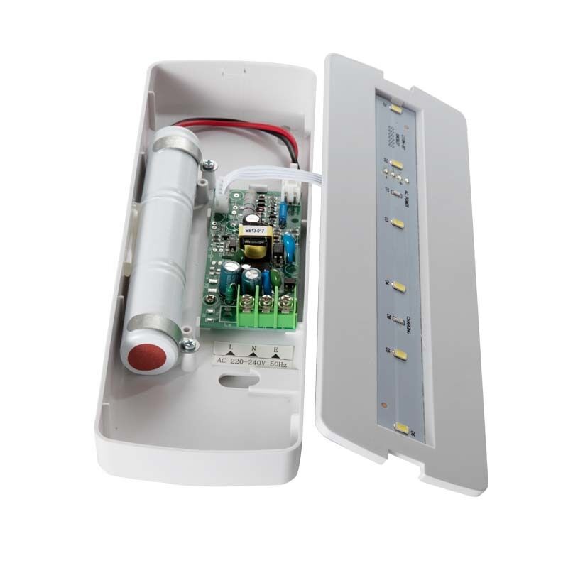 Permanente Plastic Batterij Back-up Nood Oplaadbare Wandmontage LED Lamp 3 Uur Back-up Ni-Cd IP20