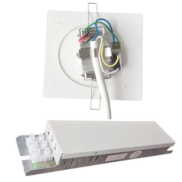Custom IP45 Niet Onderhouden 1W LED Oplaadbaar Verzonken Noodverlichting voor Plafond met Batterijback-up PC Plaat